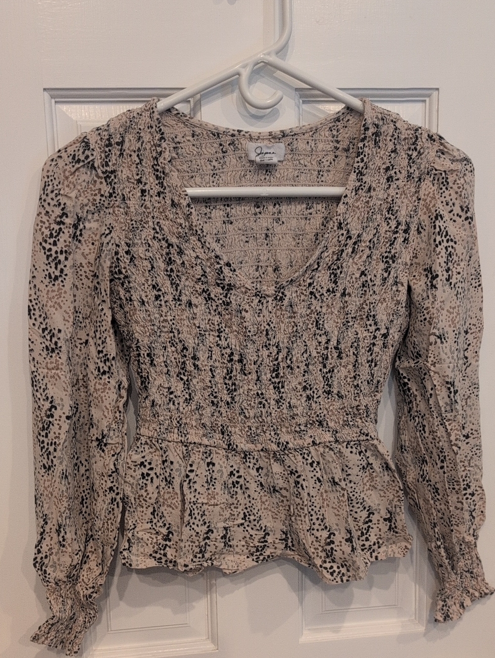 Women's Beige Smocked V-Neck Long Sleeve Top